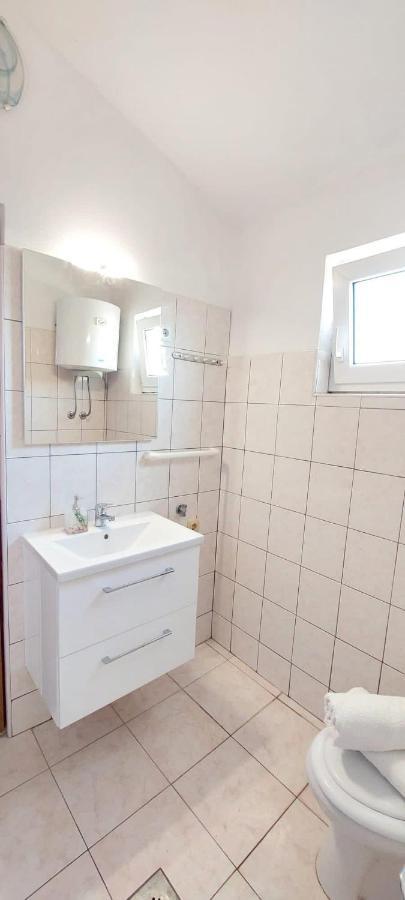 Grgo Apartments Драге Экстерьер фото